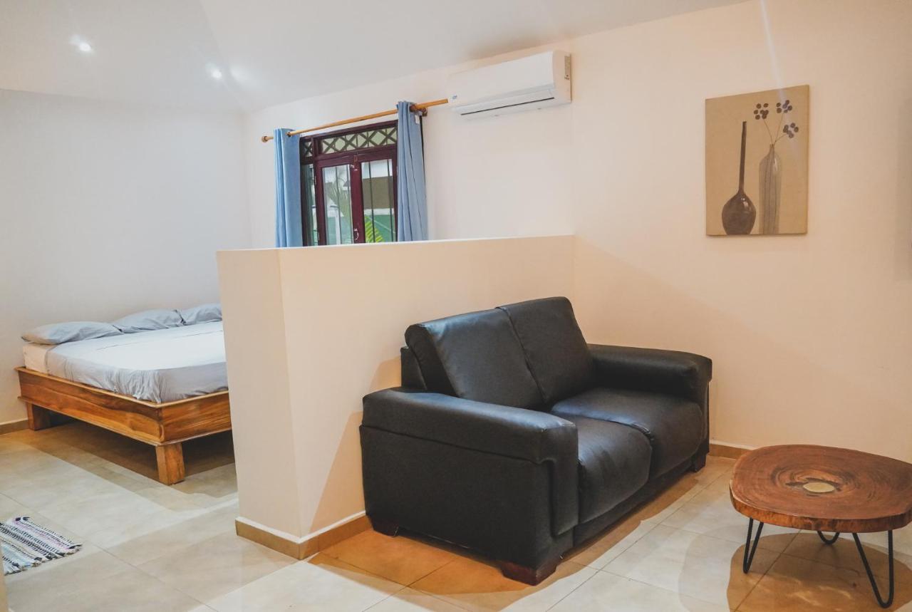 Playa Santa Teresa  Hostel 7, Casa De Gingi المظهر الخارجي الصورة